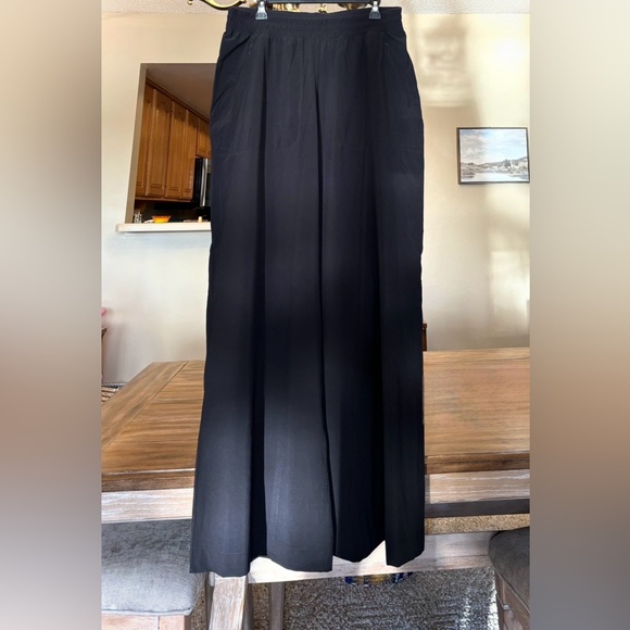 NWOT Lululemon Swift Mid-Rise Wide-Leg Pant SZ. 12 - Picture 3 of 9